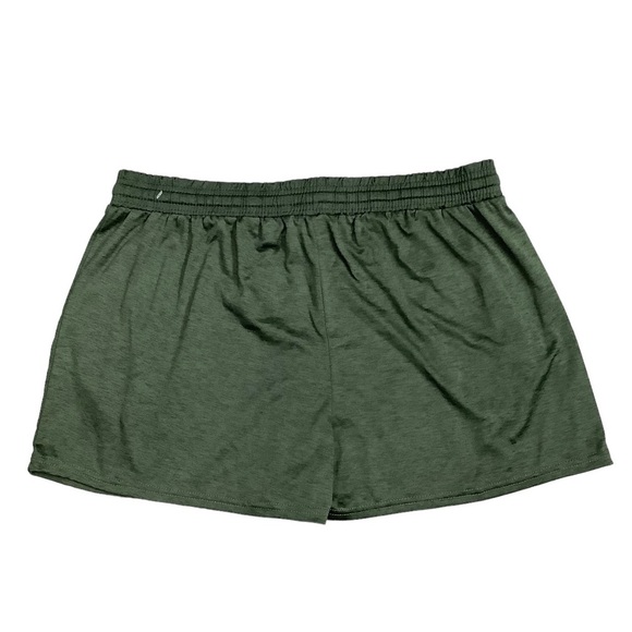 Women's Real Essentials Large Shorts Active Olive Lightweight Pockets Stretch - Picture 4 of 6